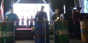 Bupati Edi saat membuka momen pawai takbir keliling (Dok: Istimewa)
