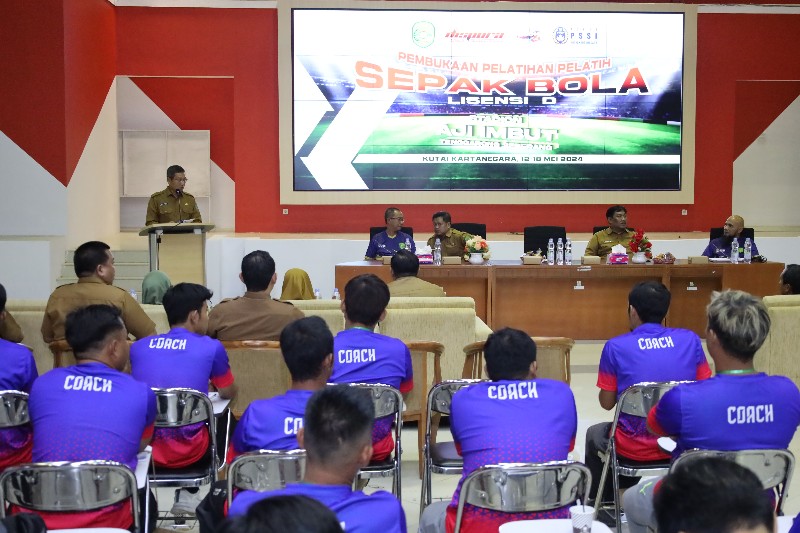 Dispora Kukar Gelar Pelatihan Lisensi D Nasional untuk 50 Pelatih Sepak Bola