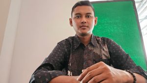 Komisioner KPU Bontang Ozzie Ozbourn Hannaniel