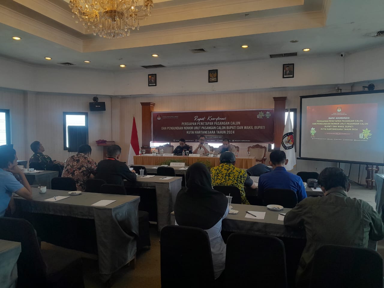 Rapat yang digelar KPU Kukar