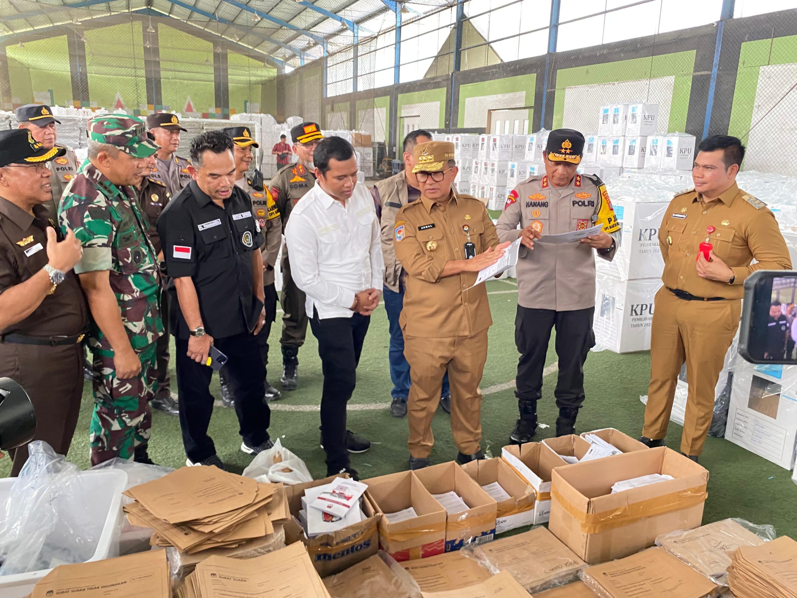 PJ Gubernur Akmal Malik Pantau Kesiapan Pilkada di Kutai Kartanegara (Nur Fadillah Indah)