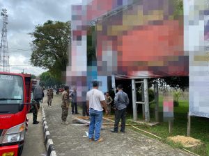 Penertiban alat peraga kampanye