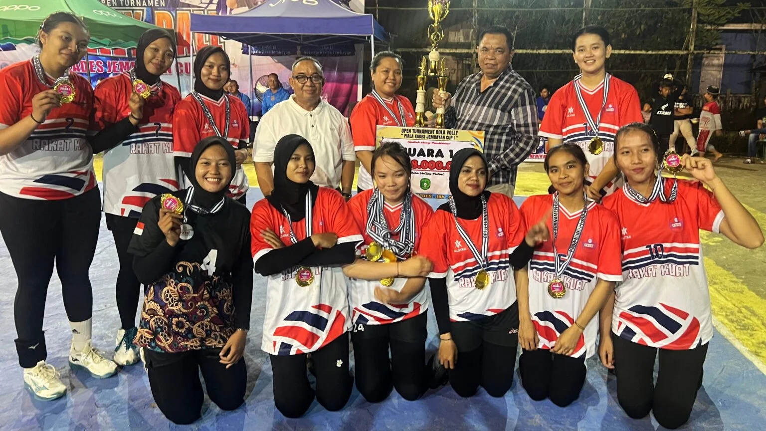 Penutupan Turnamen Bola Voli di Kukar Penutupan Turnamen Bola Voli di Kukar