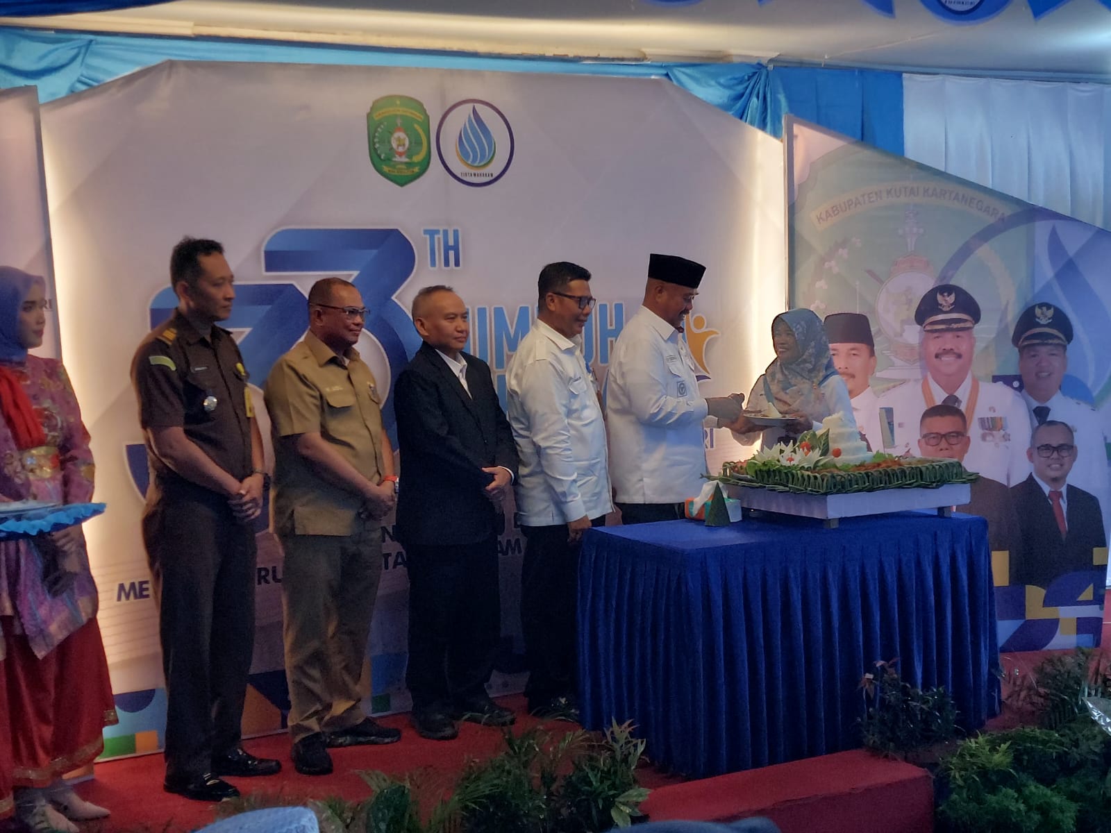 Edi Damansyah, Bupati Kukar menghadiri HUT Ke-33 tahun PDAM Kukar