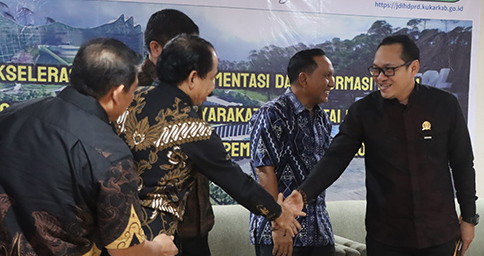 Ketua DPRD Kukar Hadir Dalam Seminar JDIH