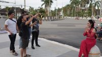 Street Foto bertema "Imlek" di Kawasan Budaya Tenggarong (Awal For MediaEtam)