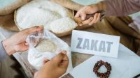 Ilustrasi pembayaran zakat (pinterest)