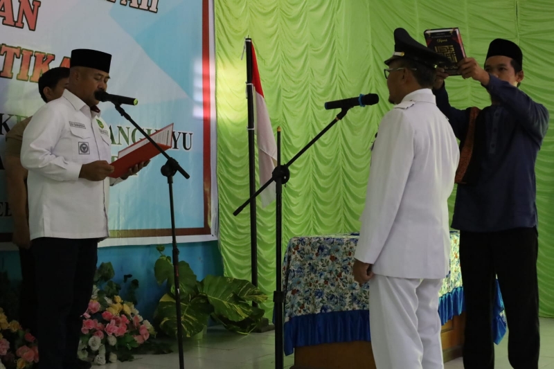Pelantikan Pj Kades Makarti Aris Bintoro