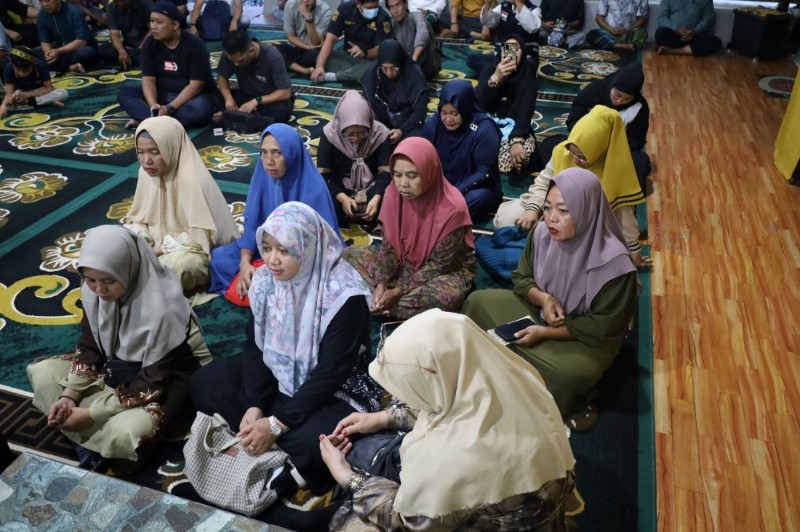 Pemkab Kukar Sambangi Sangasanga di Safari Ramadhan