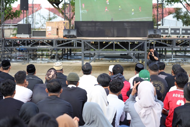 Wabup Kukar Hadiri Nobar dan Bukber di Anggana