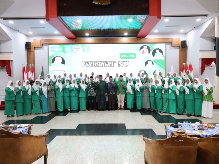 Bupati Edi Damansyah Hadiri Peringatan Harlah Fatayat NU ke-75 di Tenggarong, Soroti Peran Perempuan dalam Pembangunan
