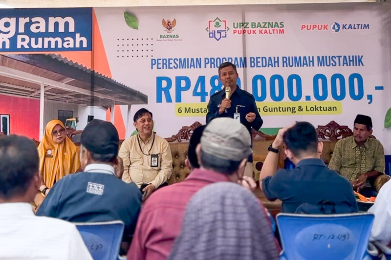 Peresmian program bedah rumah