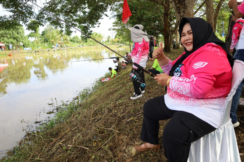 Emek Fishing Club Kukar Turunkan 30 Anggota di Festival Mancing Idaman 2025