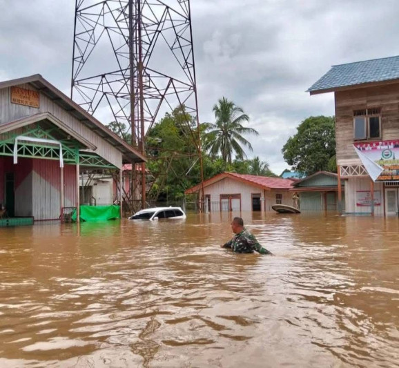 Banjir di Tabang yang menggenangi ratusan rumah (Doc. Facebook Nurul Hidayah)