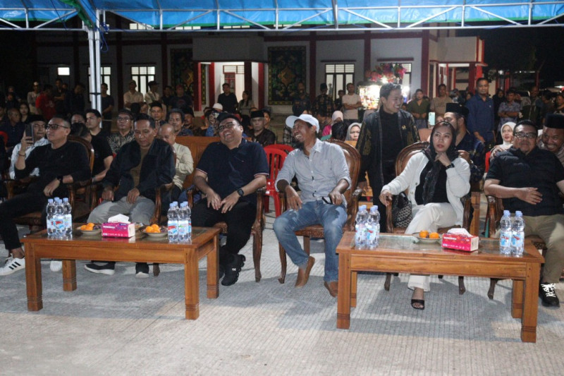 Bupati Kukar Silaturahmi Perdana dengan Warga Kembang Janggut Usai Pelantikan