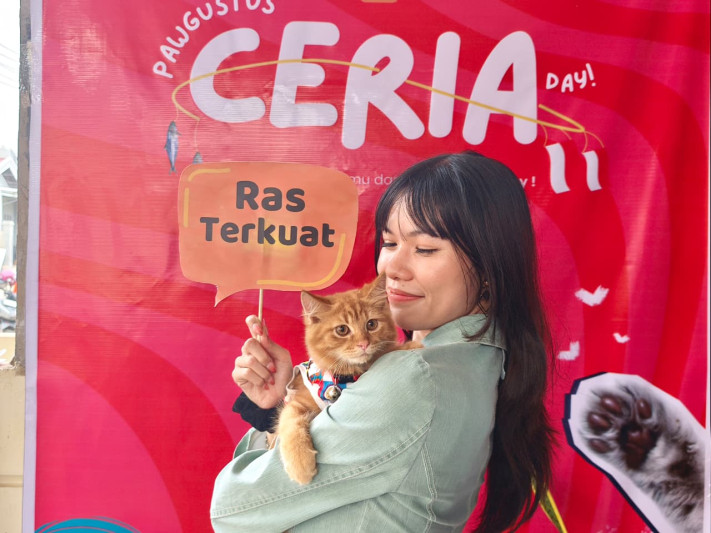 Oyen si "ras terkuat" enggak mau kalah ikut lomba Agustusan (Dilla)